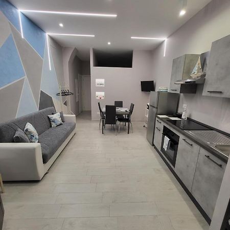 Casa Vacanze Manthy Posizione Centrale Bari Eksteriør billede