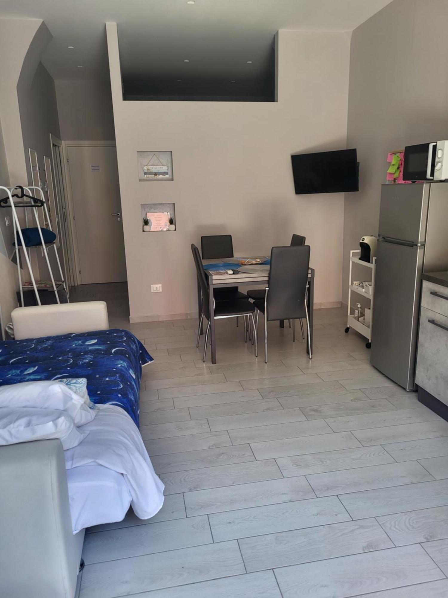 Casa Vacanze Manthy Posizione Centrale Bari Eksteriør billede